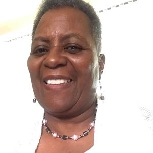 Meet your Posher, Carrie